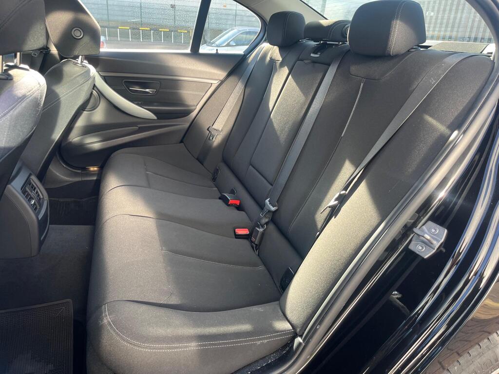 BMW 3 Series 51