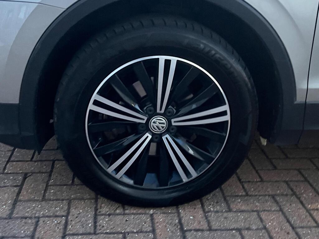 Volkswagen Tiguan 52