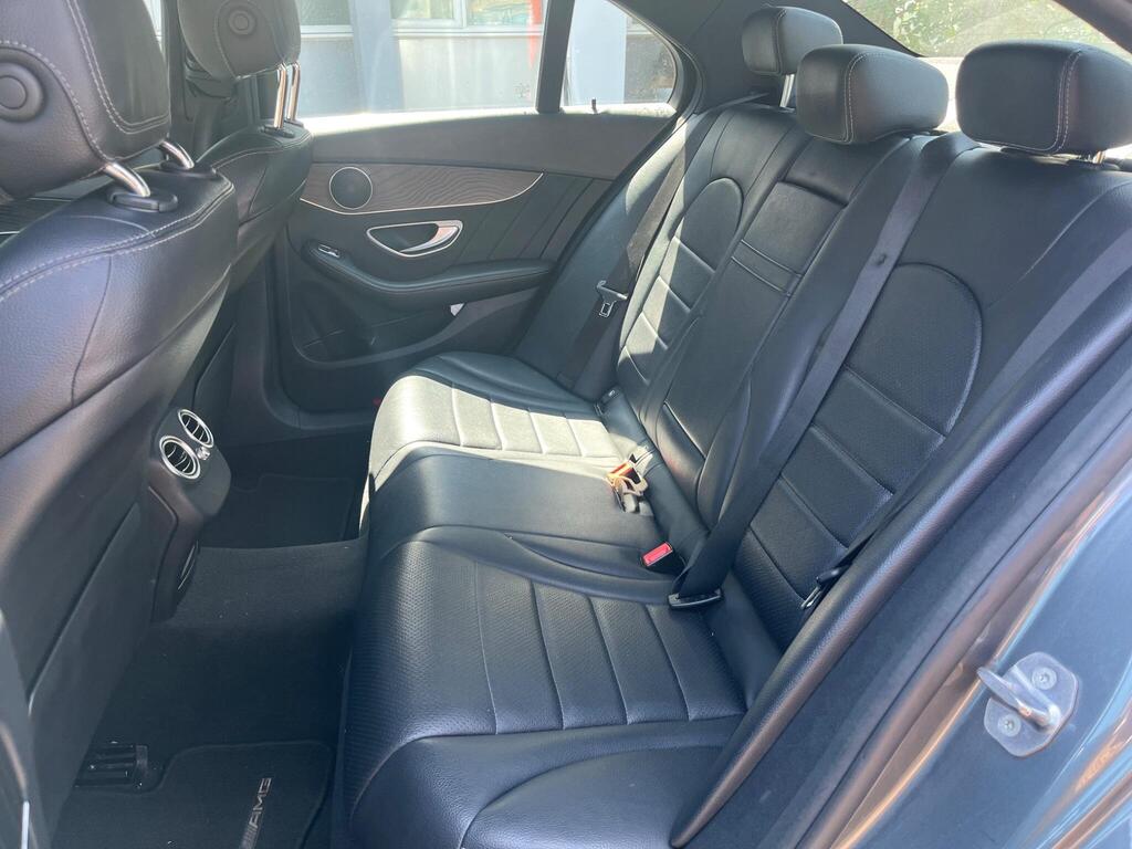 Mercedes-Benz C Class 23
