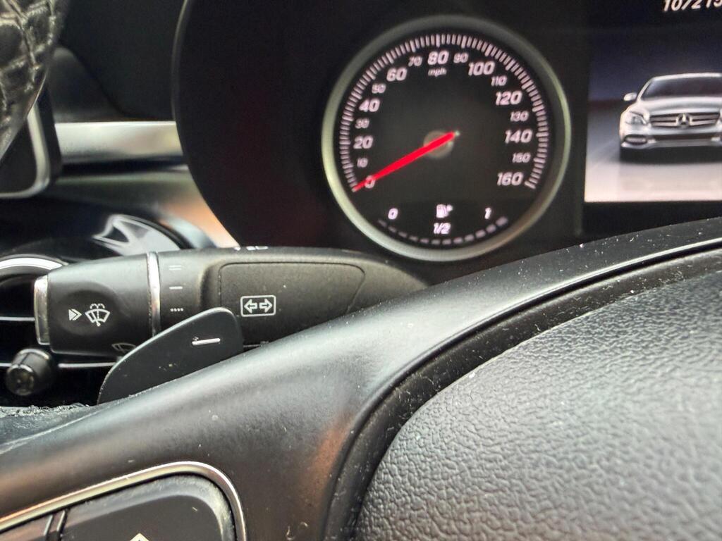 Mercedes-Benz C Class 49