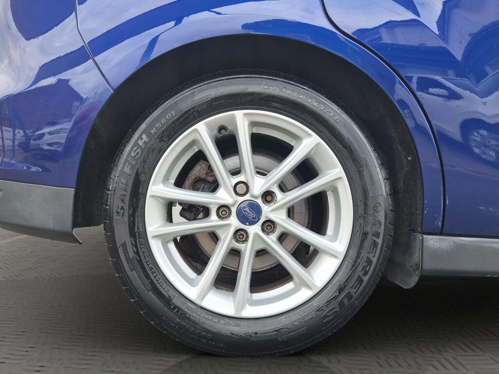 Ford C-Max 31