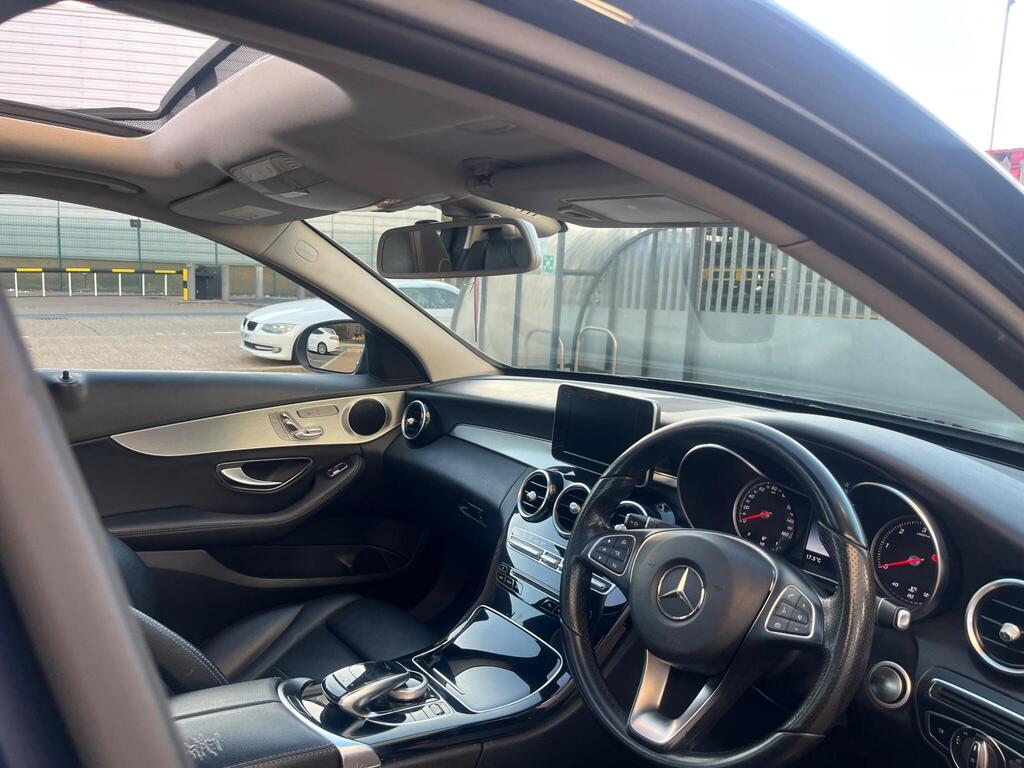 Mercedes-Benz C Class 21