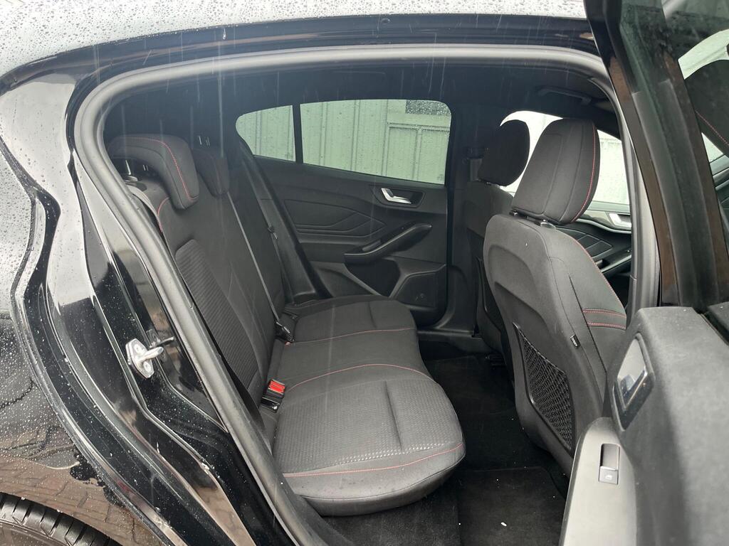 Ford Focus 52