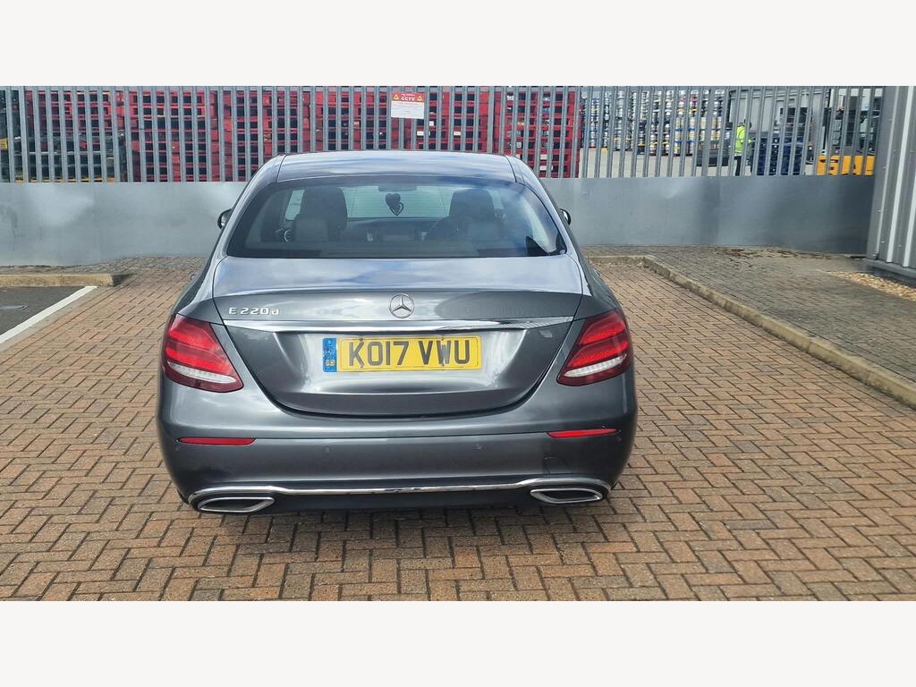 Mercedes-Benz E Class 13