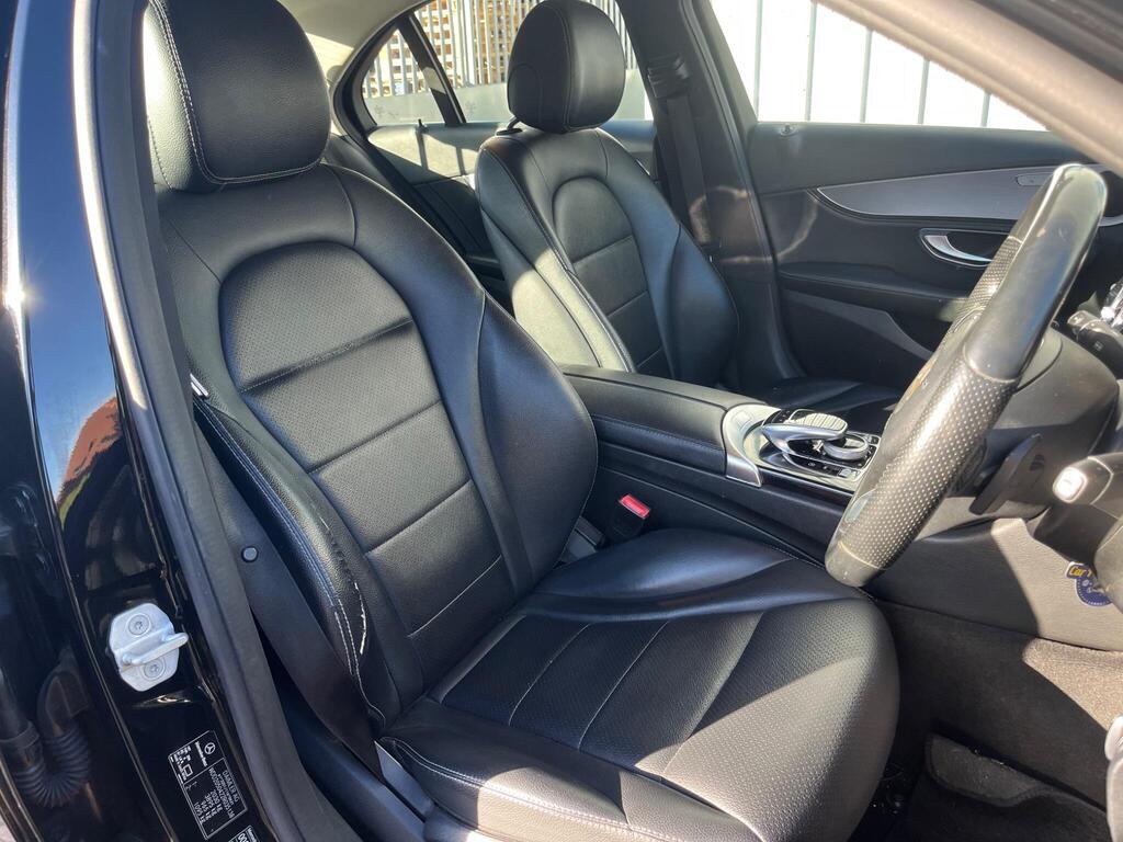 Mercedes-Benz C Class 29