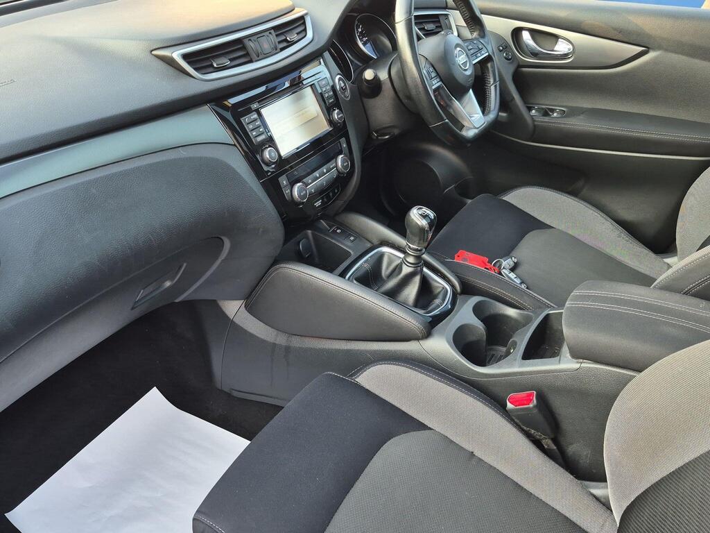 Nissan Qashqai 10