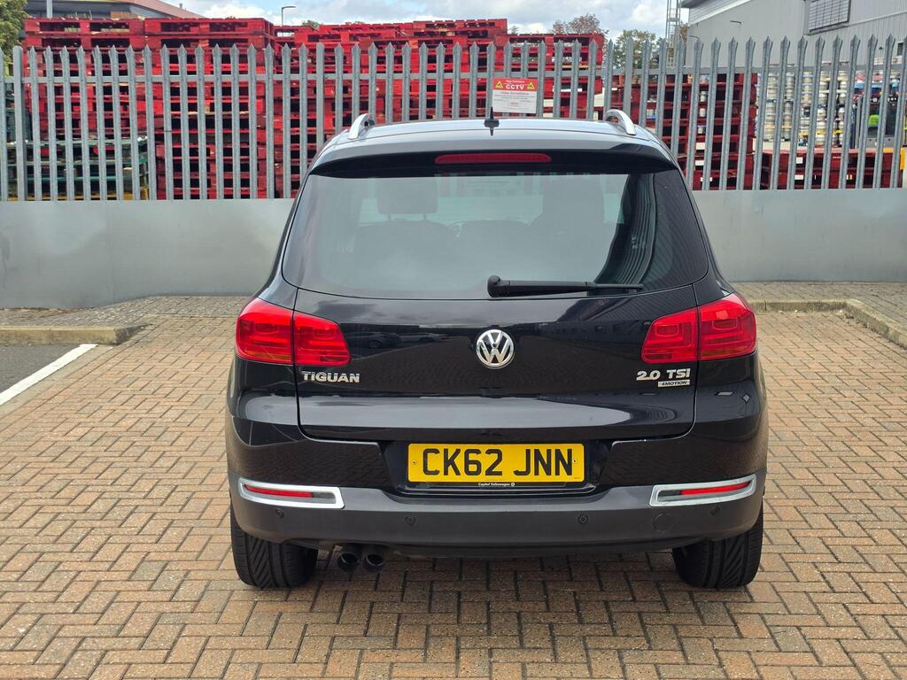 Volkswagen Tiguan 12