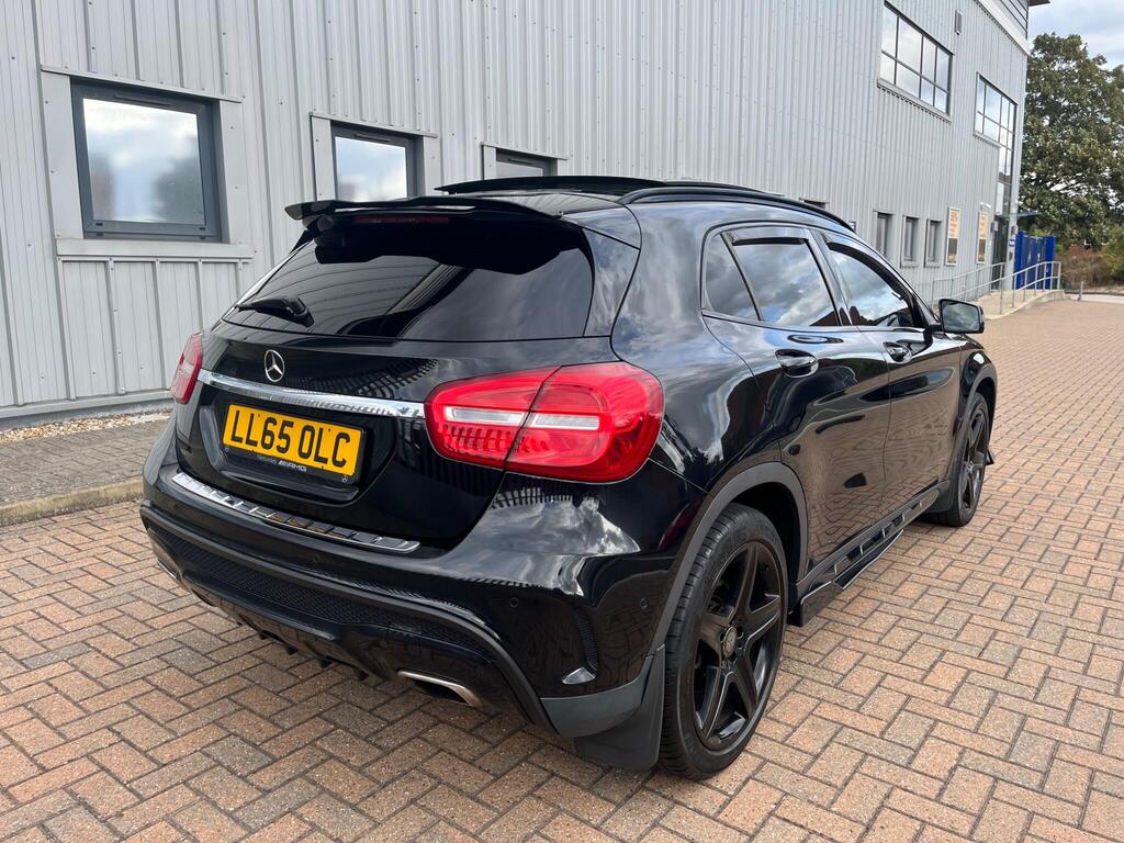 Mercedes-Benz GLA 18