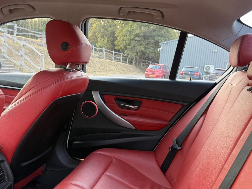 BMW 3 Series 24