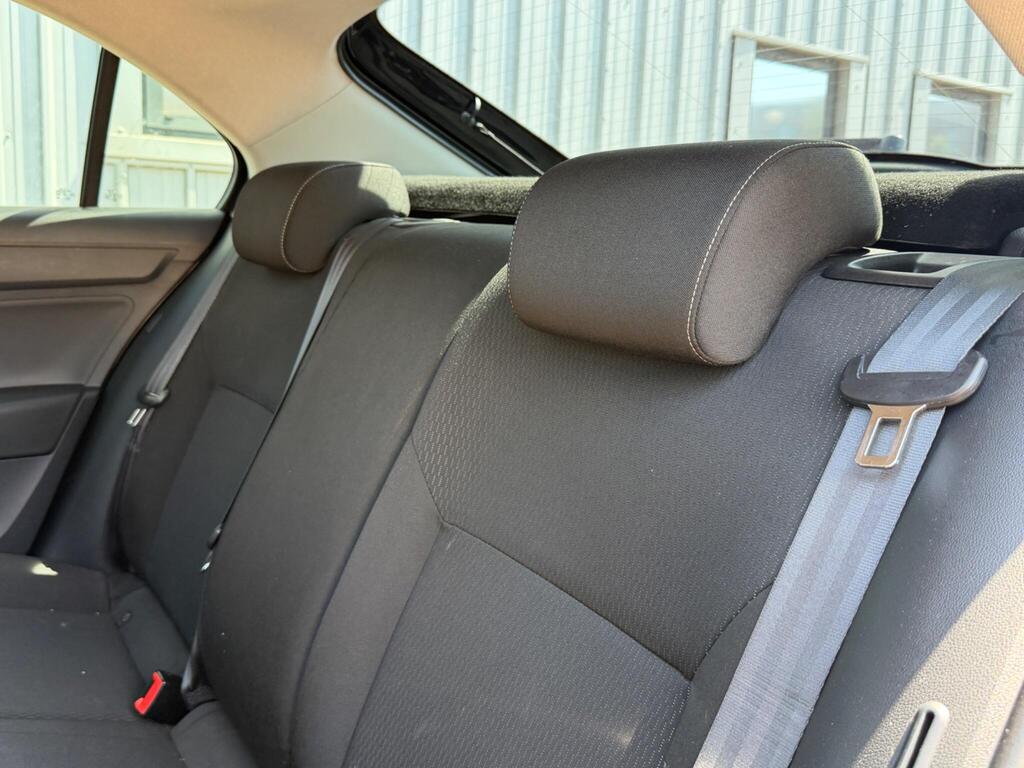 Skoda Rapid 23