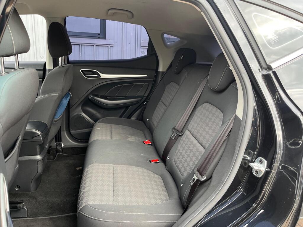 MG MG ZS 42