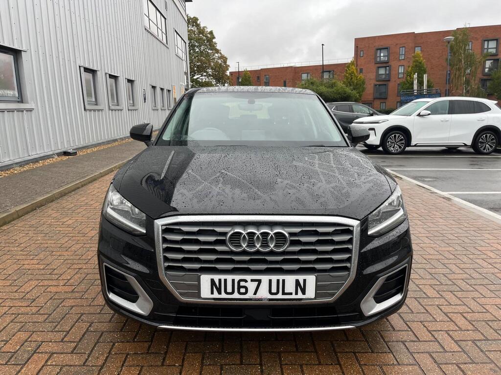 Audi Q2 4