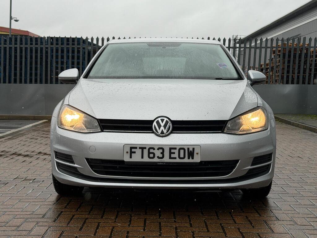 Volkswagen Golf 9