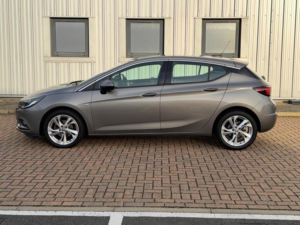 Vauxhall Astra 9
