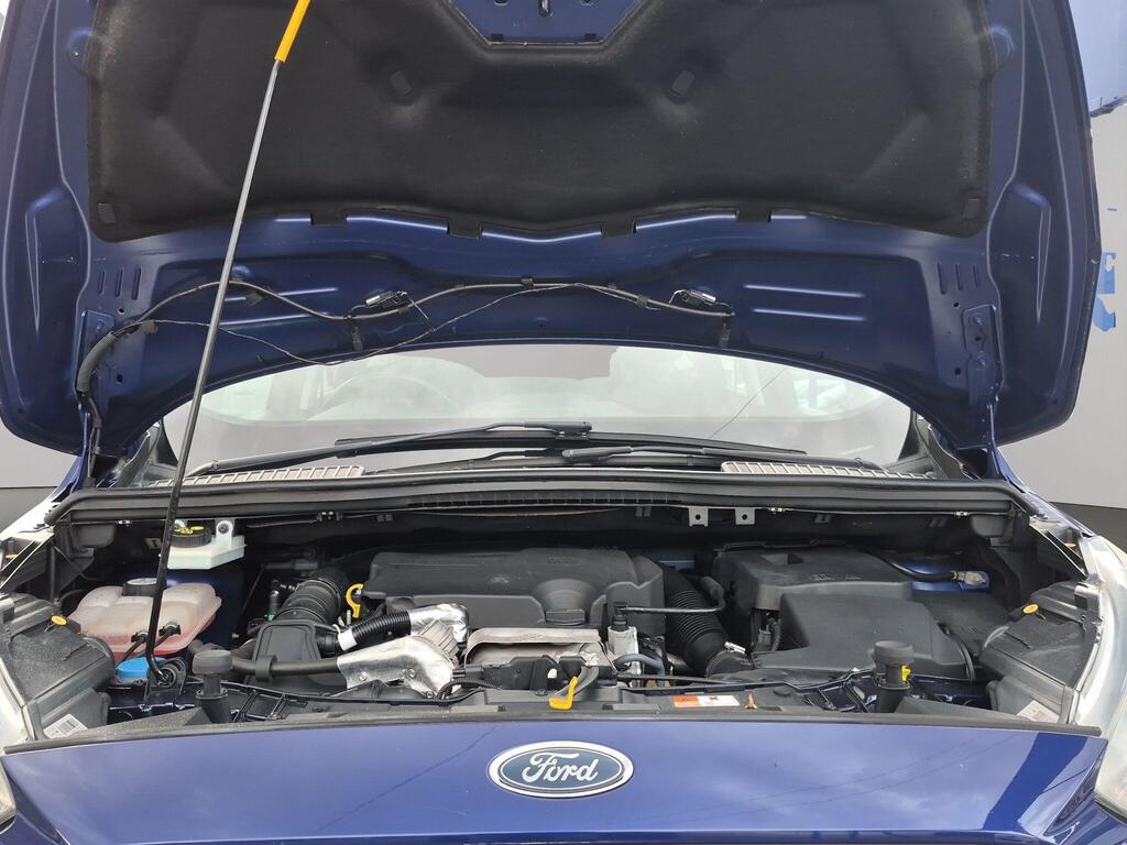 Ford C-Max 29