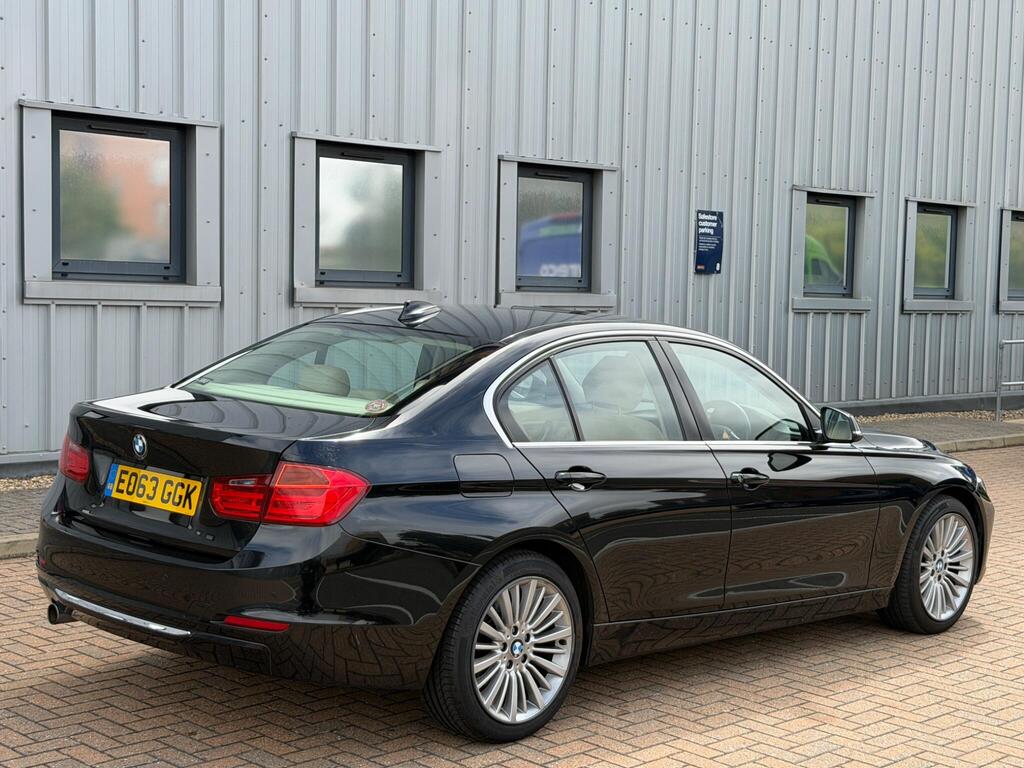 BMW 3 Series 18