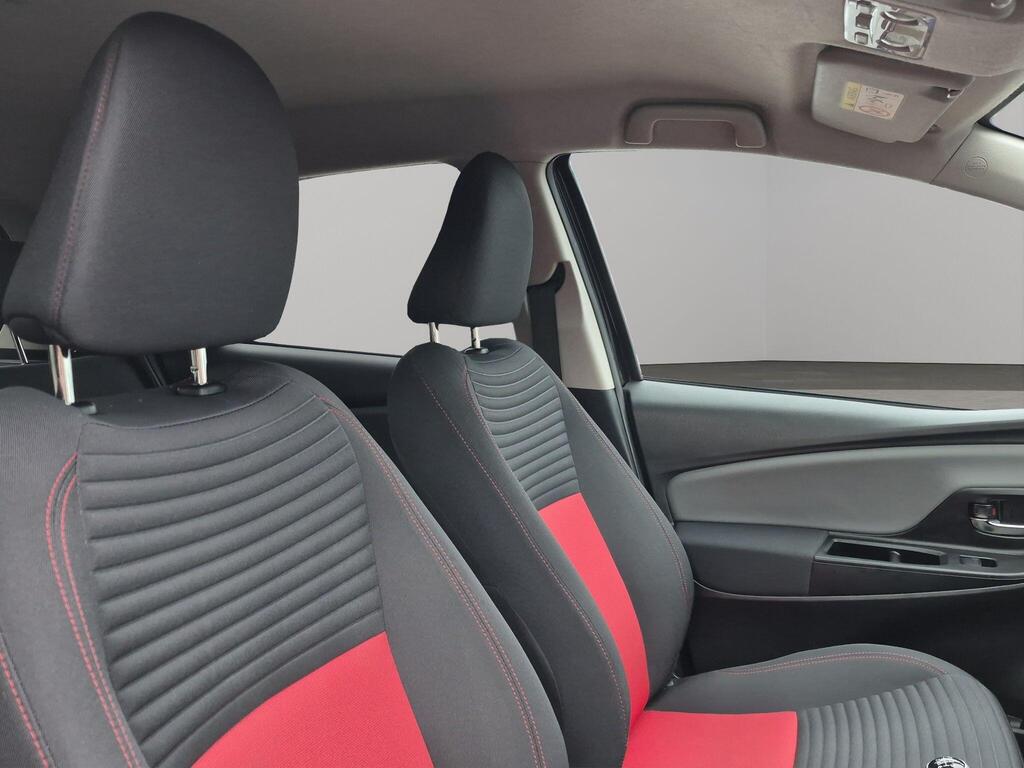 Toyota Yaris 18