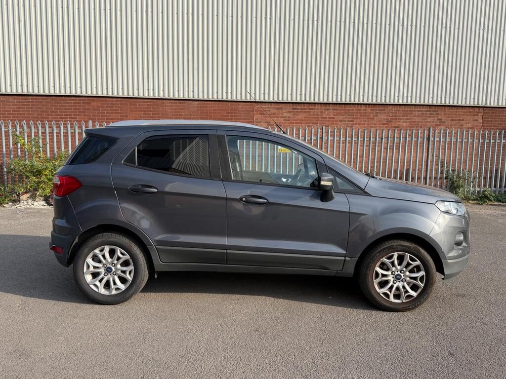 Ford EcoSport 9