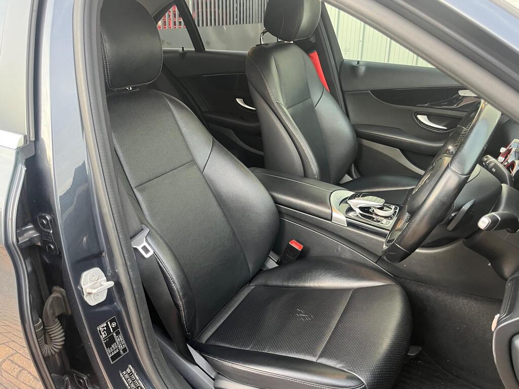 Mercedes-Benz C Class 37