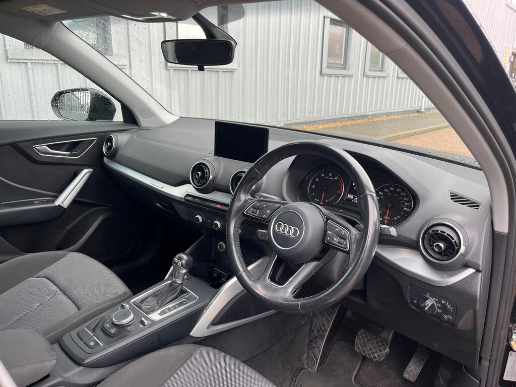 Audi Q2 34