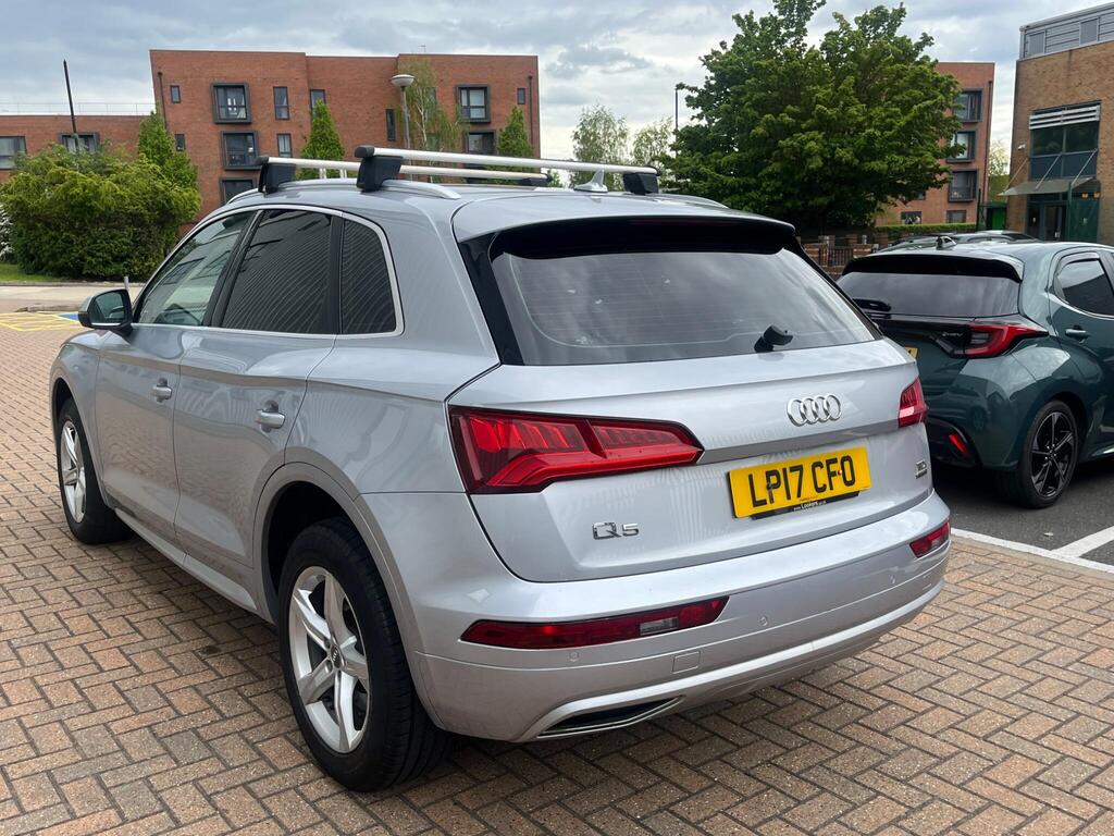 Audi Q5 5