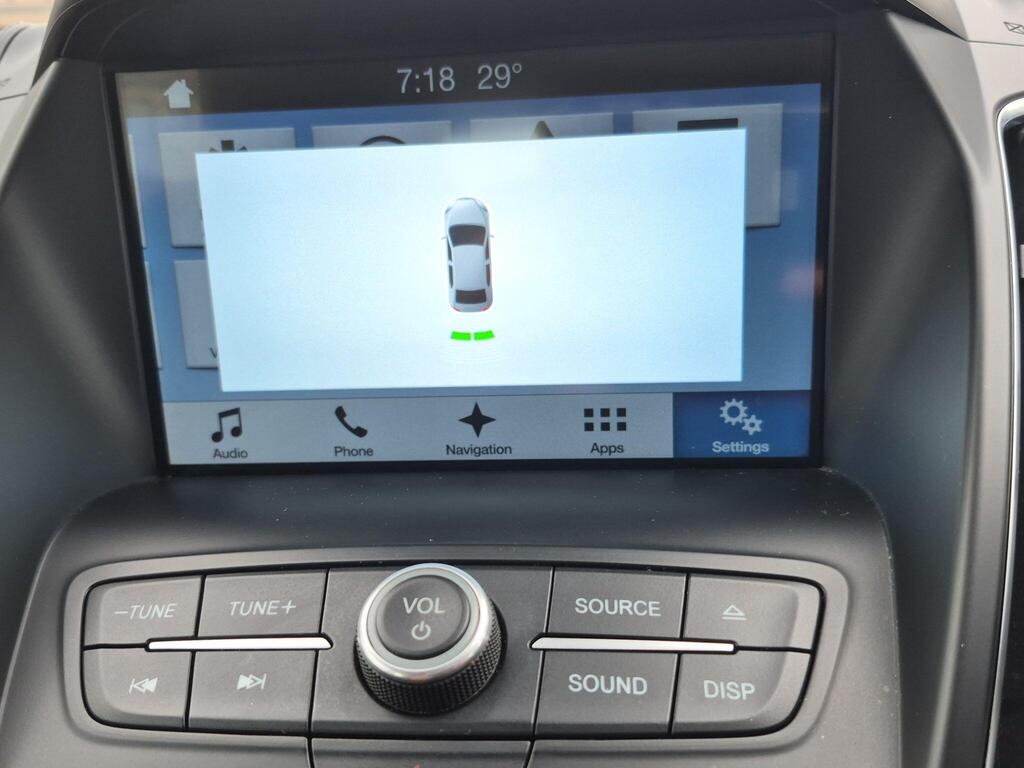 Ford C-Max 33