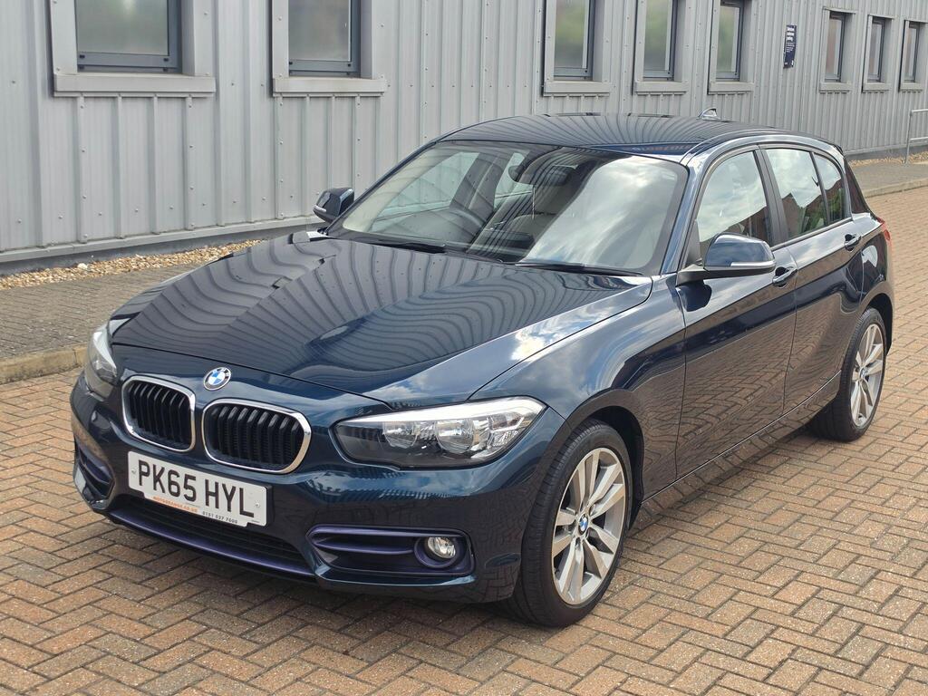 BMW 1 Series 3