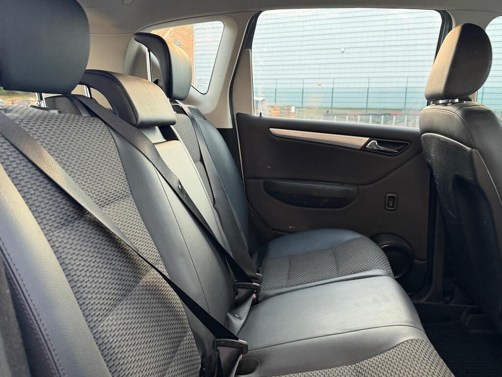 Mercedes-Benz A Class 24