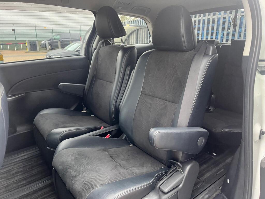 Toyota Estima 34