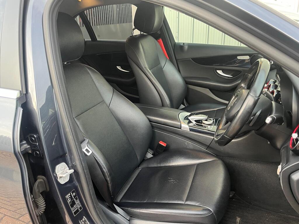 Mercedes-Benz C Class 36
