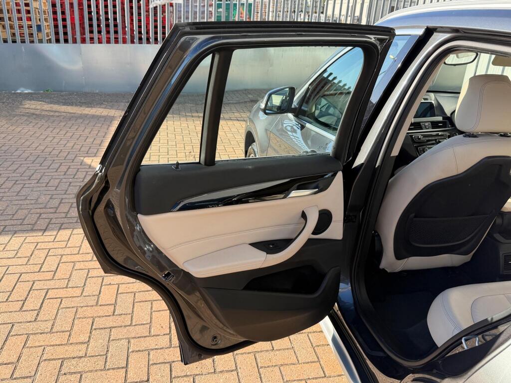 BMW X1 54