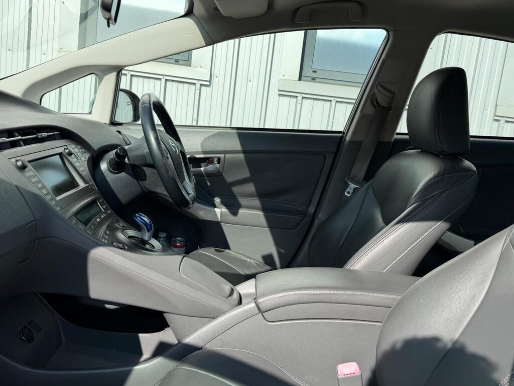 Toyota Prius 45
