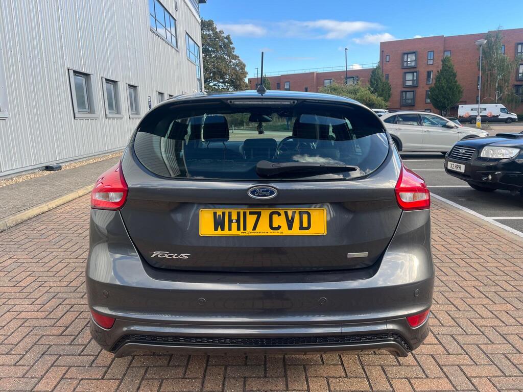 Ford Focus 18