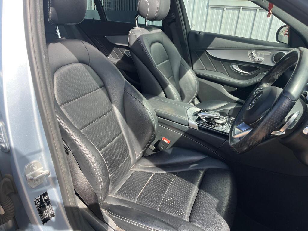 Mercedes-Benz C Class 27