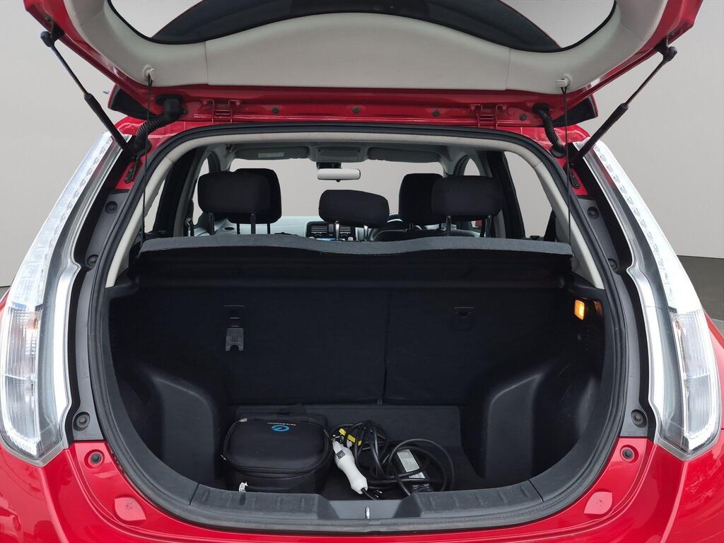 Nissan Leaf 50