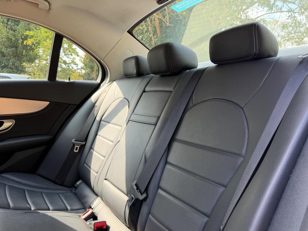 Mercedes-Benz C Class 19