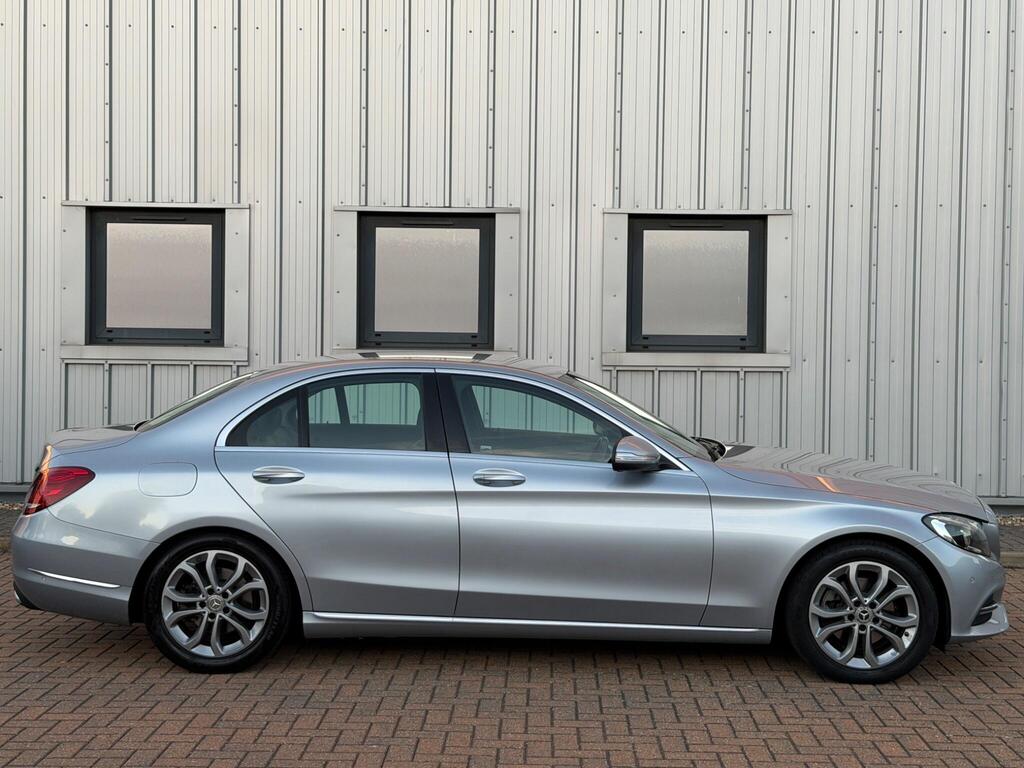 Mercedes-Benz C Class 14