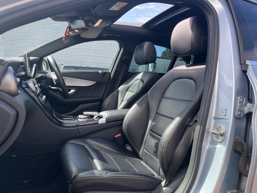 Mercedes-Benz C Class 57