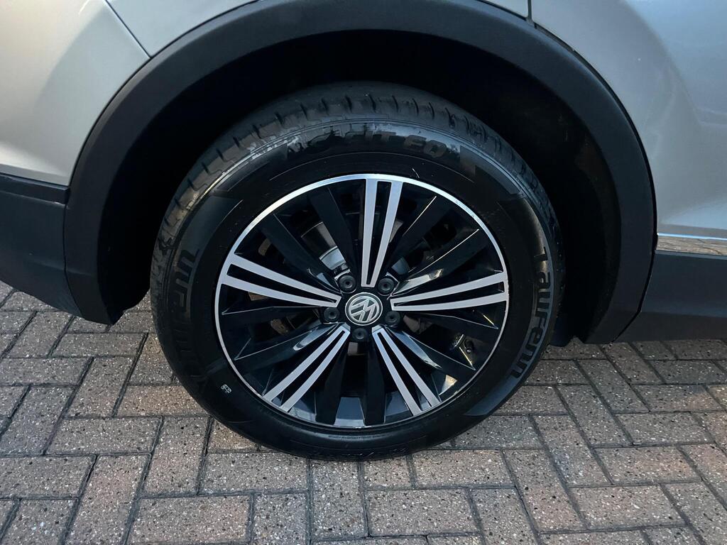 Volkswagen Tiguan 50