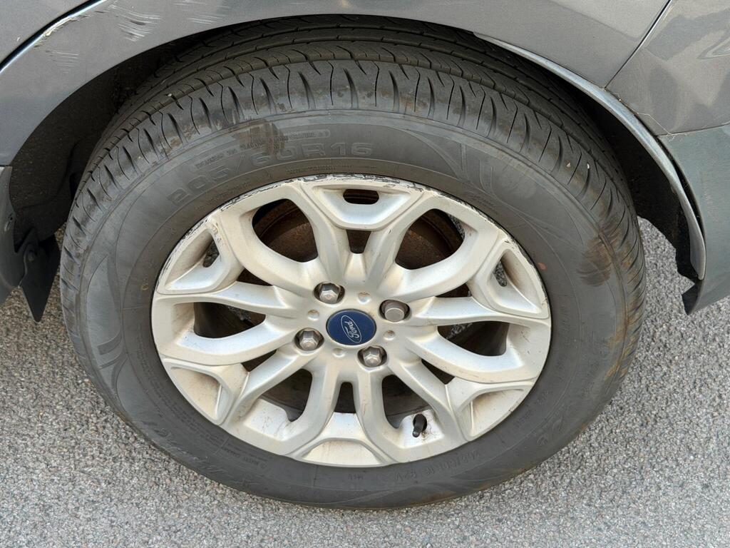 Ford EcoSport 34