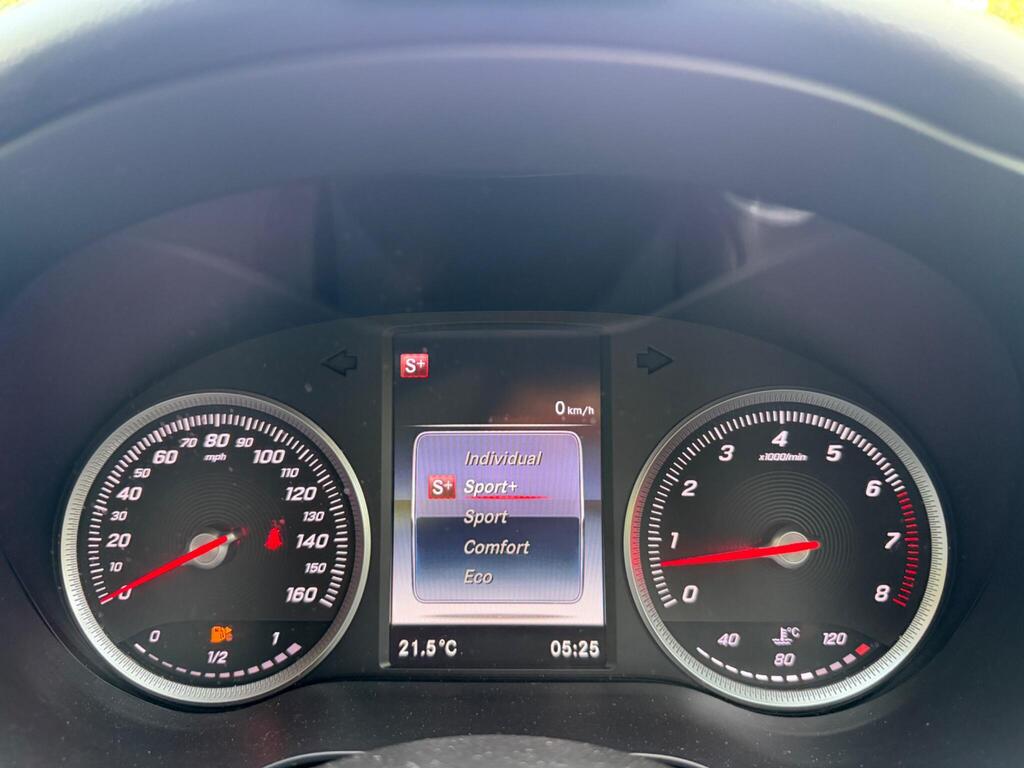 Mercedes-Benz C Class 44