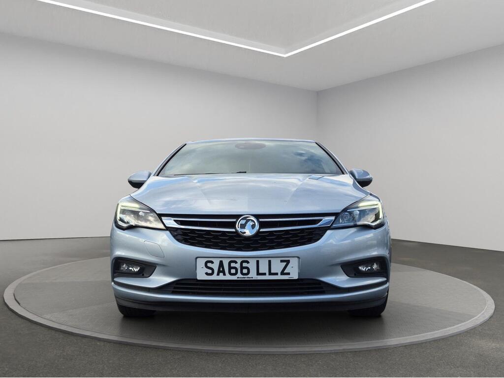 Vauxhall Astra 2