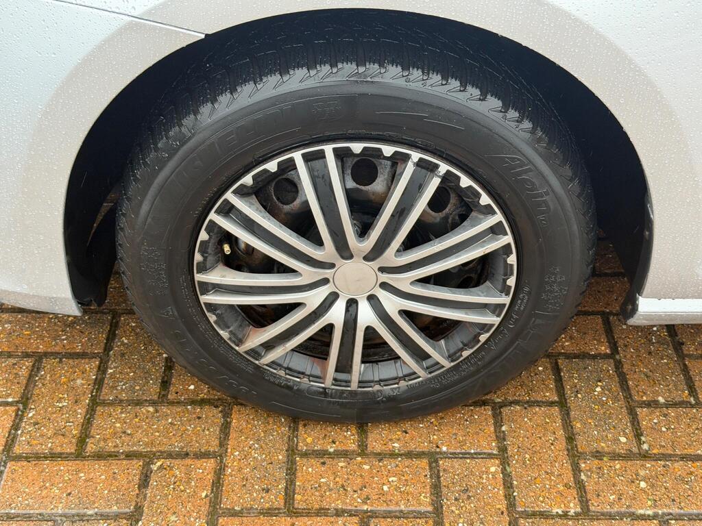 Volkswagen Golf 46