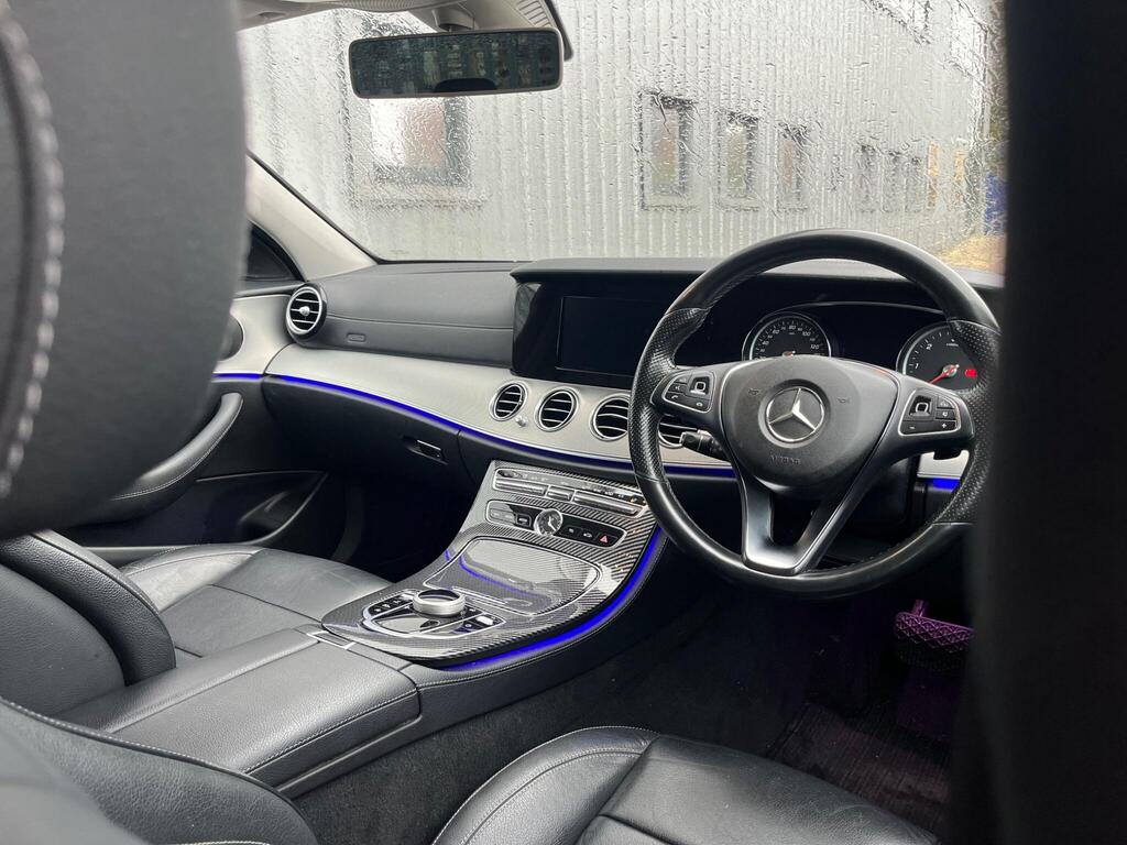 Mercedes-Benz E Class 29