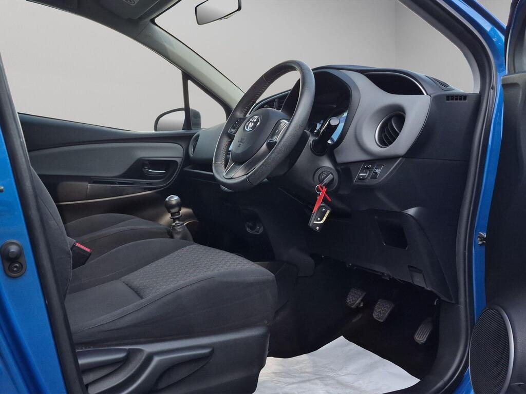 Toyota Yaris 50