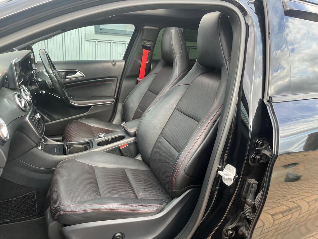 Mercedes-Benz GLA 48