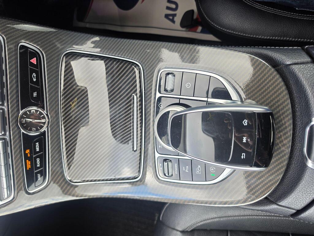 Mercedes-Benz E Class 30