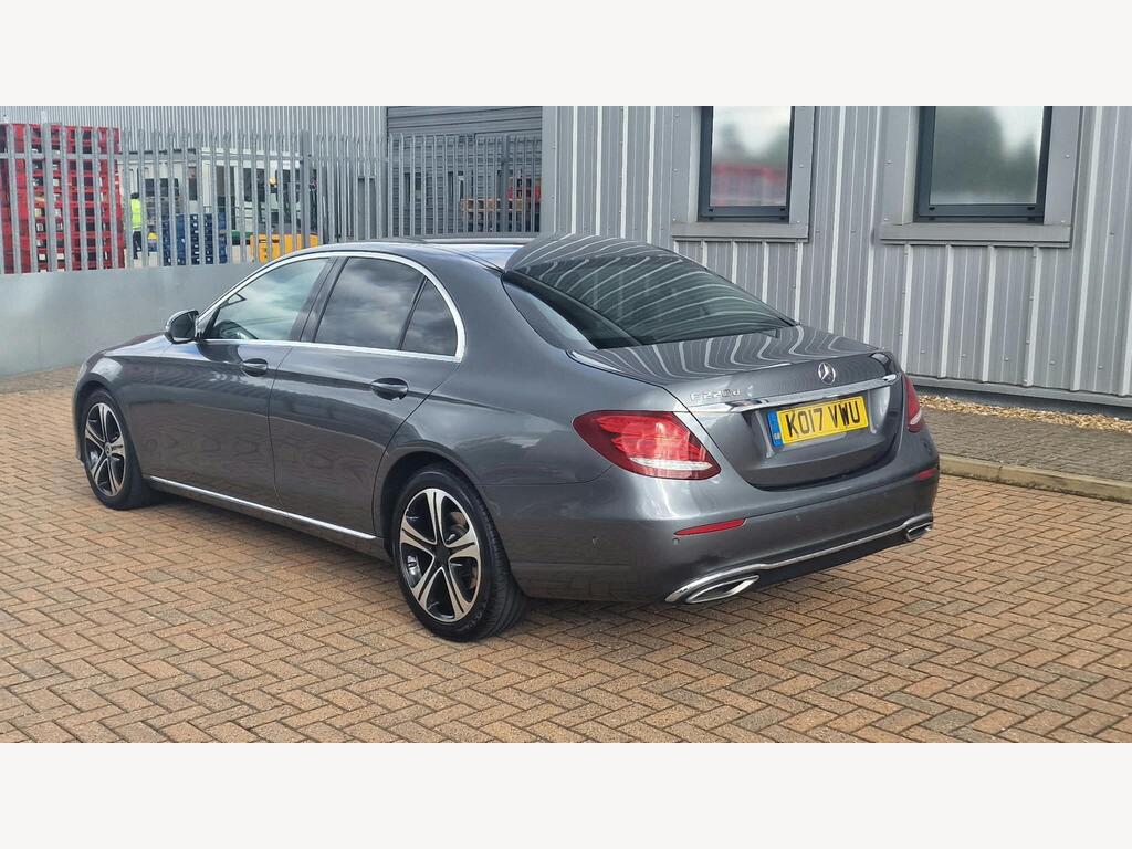 Mercedes-Benz E Class 11