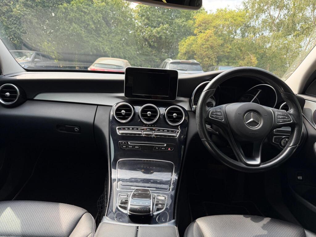 Mercedes-Benz C Class 21