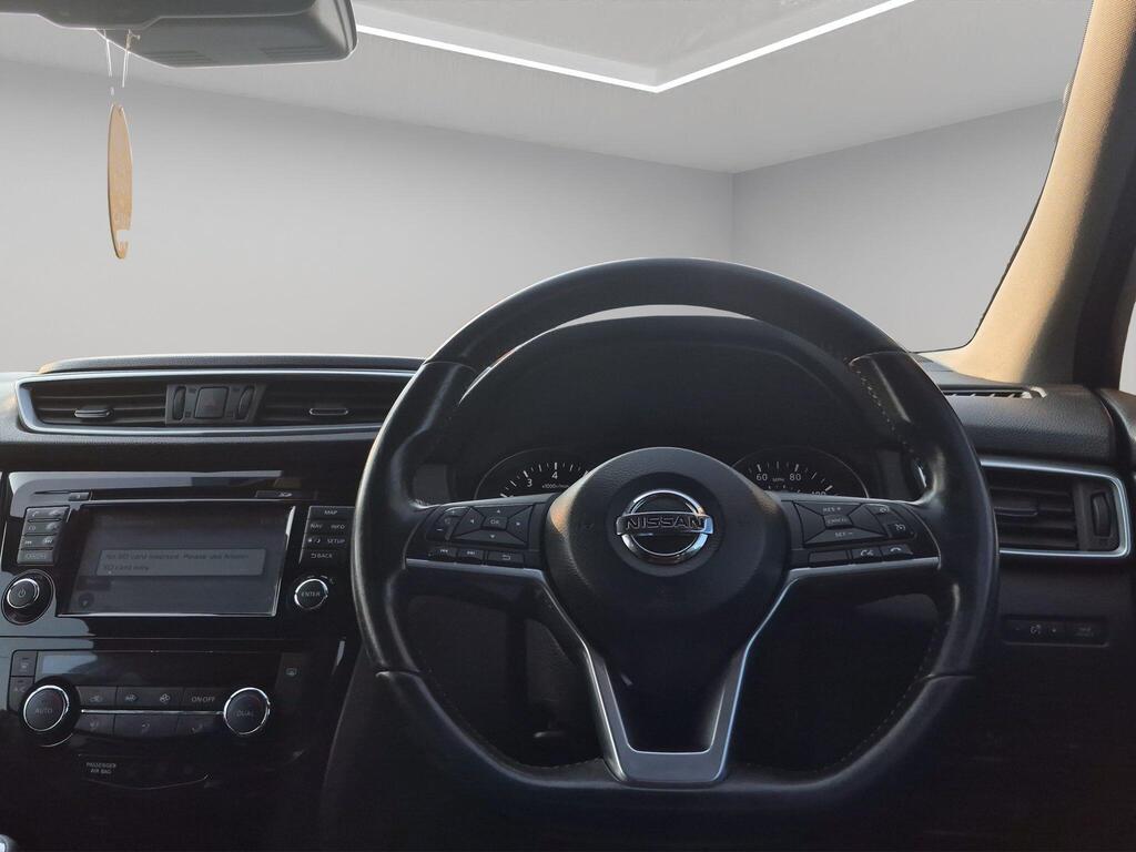 Nissan Qashqai 44